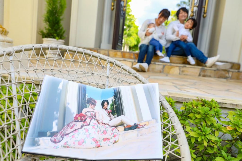 【記念日フォトレポvol.03】ガーデンで撮影する家族写真 アーヴェリール迎賓館富山のアイキャッチ