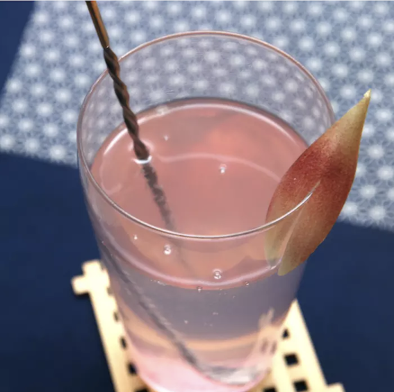 Tasty Japanのオススメレシピ「鮮やかなピンク色！さわやかミョウガエール」のアイキャッチ