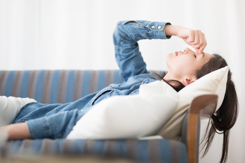 これって若年性更年期障害!?30代でも起こる更年期症状を解説のアイキャッチ