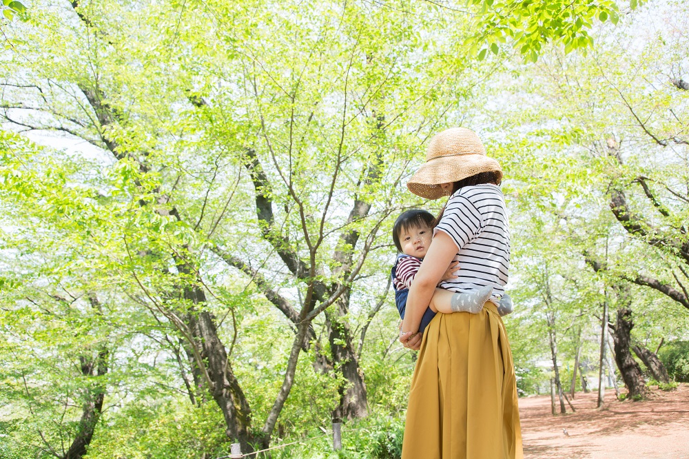 赤ちゃんは熱中症になりやすい?これからの季節に知っておきたい熱中症のことのアイキャッチ