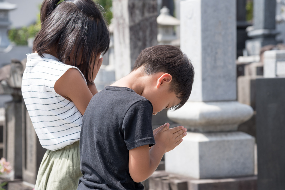 お彼岸っていつからいつまで?お墓参りに行けない場合は?のアイキャッチ