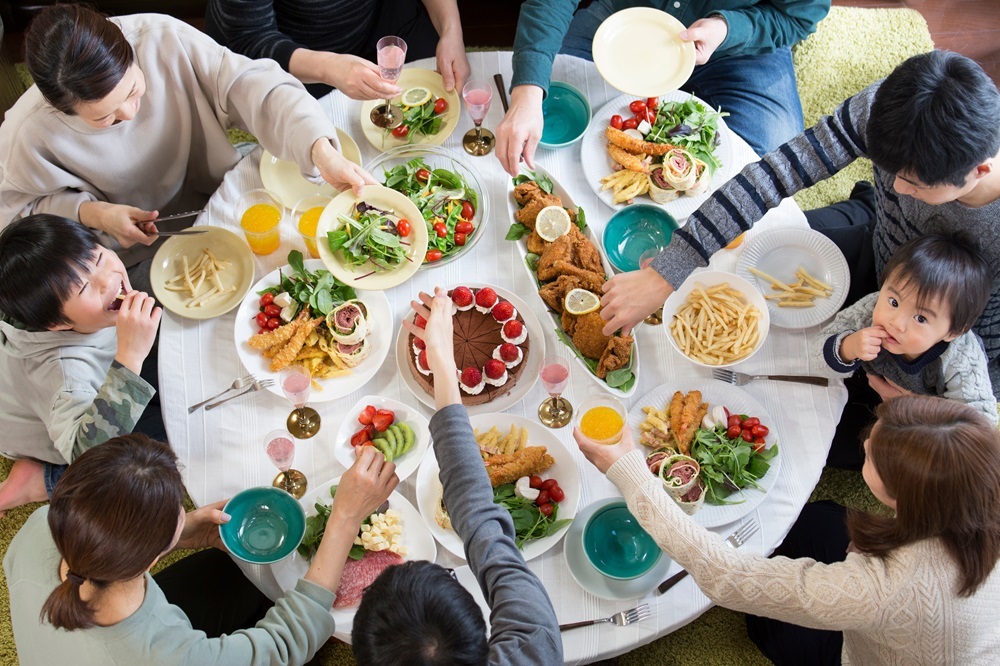 目指せ、ホームパーティの達人!喜ばれる鉄板料理は?みんなのパーティ技教えて!のアイキャッチ